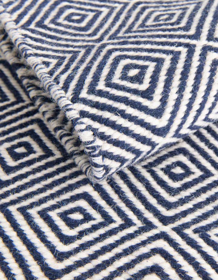 Navy Blue 6' 1 x 9' Hand Woven Geo Trellis Flatweave Rug | Rugs.com
