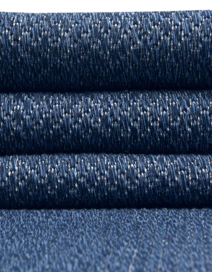 Detail image of  5' x 7' 2 Georgia Rug