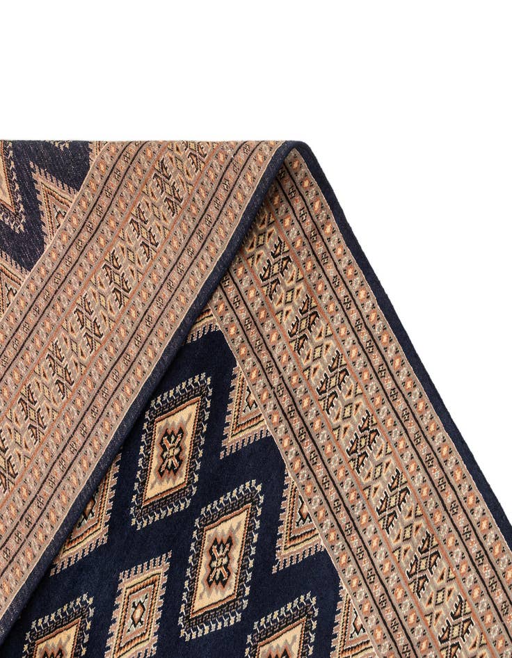 Detail image of  5' 9 x 7' 10  Hand Knotted Gharajeh Oriental Wool Rug