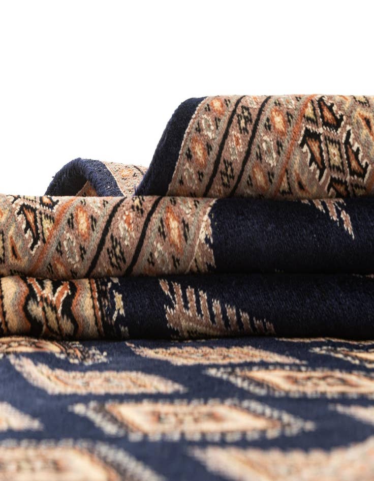 Detail image of  5' 9 x 7' 10  Hand Knotted Gharajeh Oriental Wool Rug