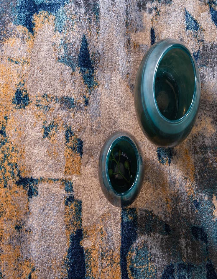 Detail image of  8' x 10' Gossamer Rug