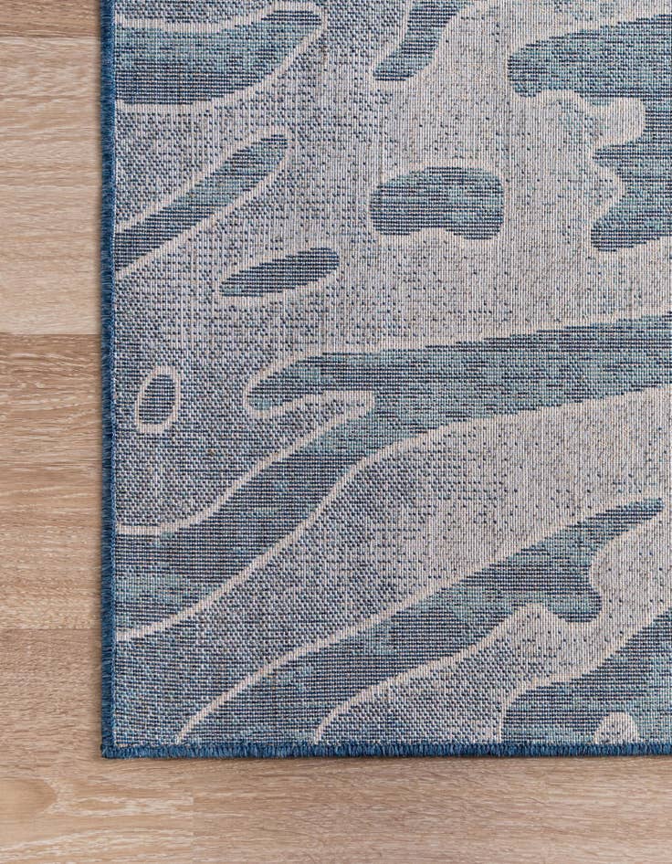 Detail image of 9' x 12' Gossamer Rug