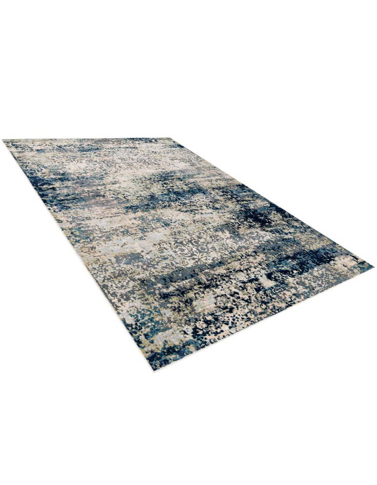 Detail image of  7' x 10' Gossamer Rug