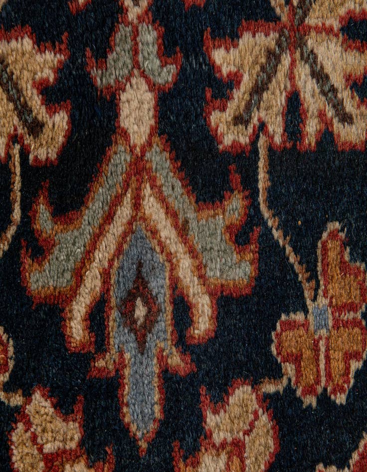 Detail image of  7' 5 x 10' 6  Hand Knotted Hamedan Persian Wool Rug