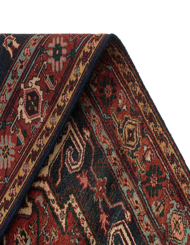 Detail image of  5' 6 x 7' 10  Hand Knotted Heriz Wool Rug