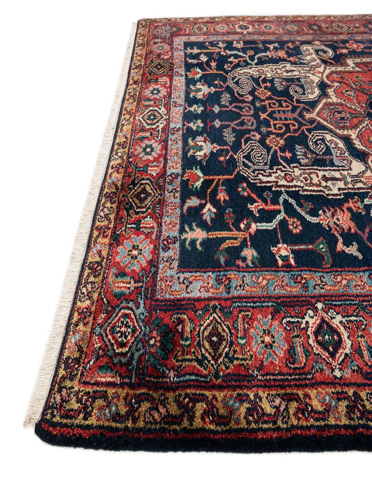 Detail image of  6' 6 x 9' 7  Hand Knotted Heriz Wool Rug