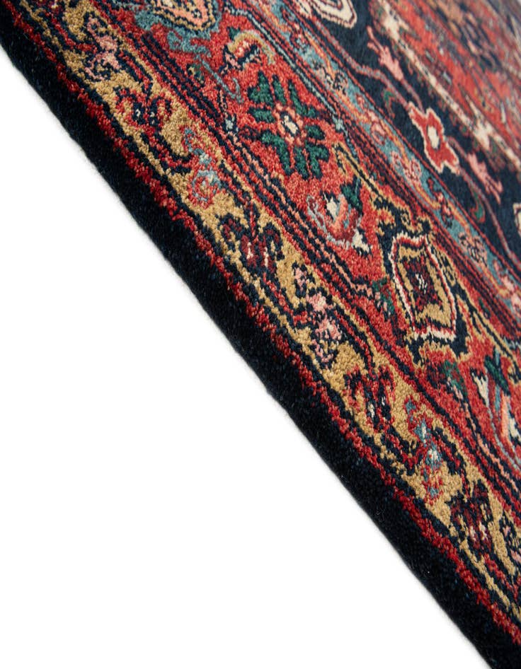 Detail image of  6' 6 x 9' 7  Hand Knotted Heriz Wool Rug