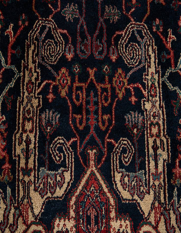 Detail image of  6' 6 x 9' 7  Hand Knotted Heriz Wool Rug