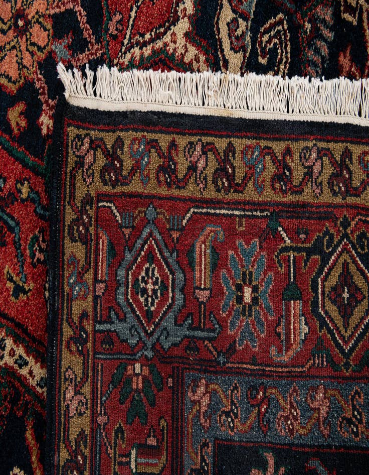 Detail image of  6' 6 x 9' 7  Hand Knotted Heriz Wool Rug