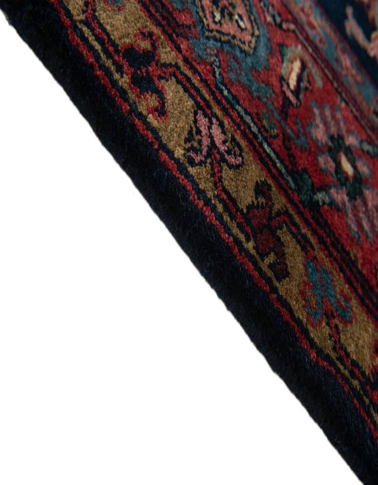 Detail image of  6' 7 x 9' 10  Hand Knotted Heriz Wool Rug