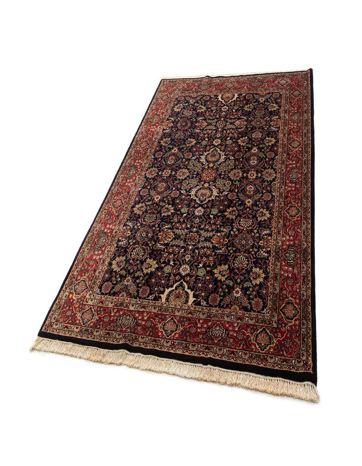 Detail image of  6' 7 x 9' 10 Isfahan Wool Rug