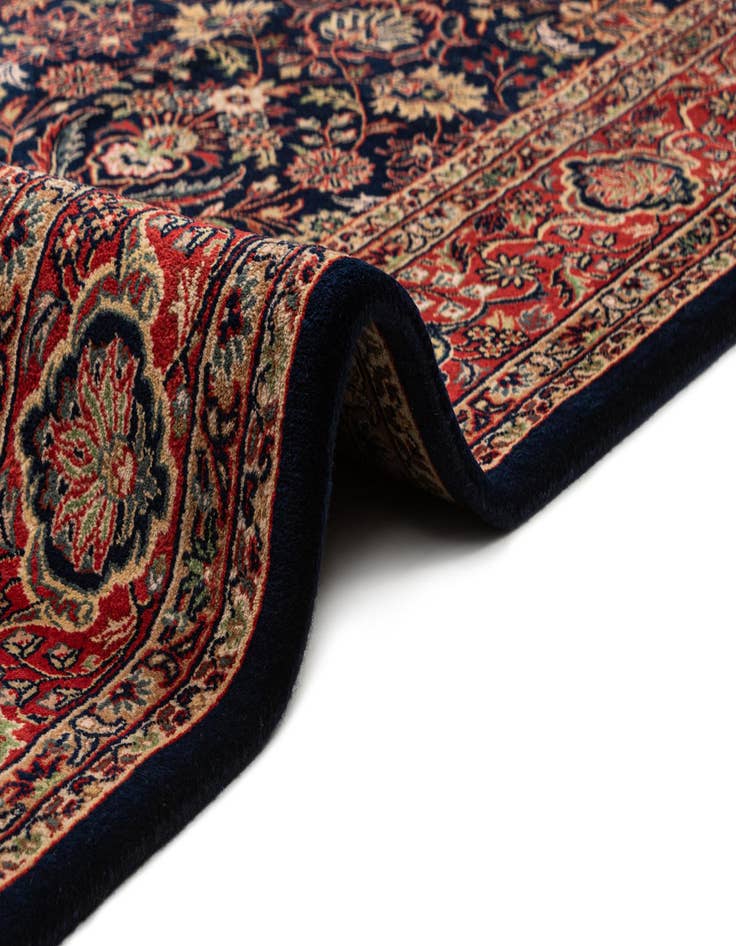 Detail image of  6' 7 x 9' 10 Isfahan Wool Rug