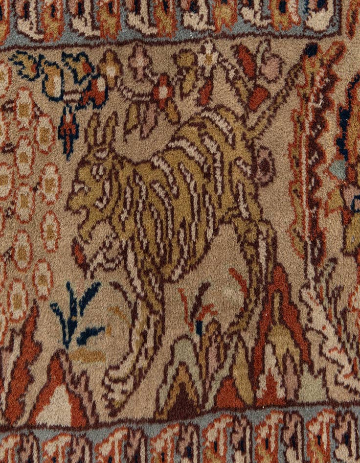 Detail image of  6' x 9' 2  Hand Knotted Isfahan Oriental Wool Rug