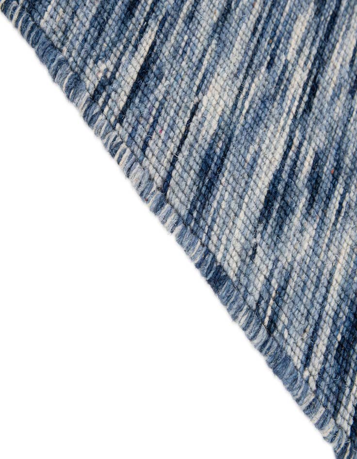 Detail image of  2' 1 x 3' 1  Hand Woven Jill Zarin English Manor Wool Rug