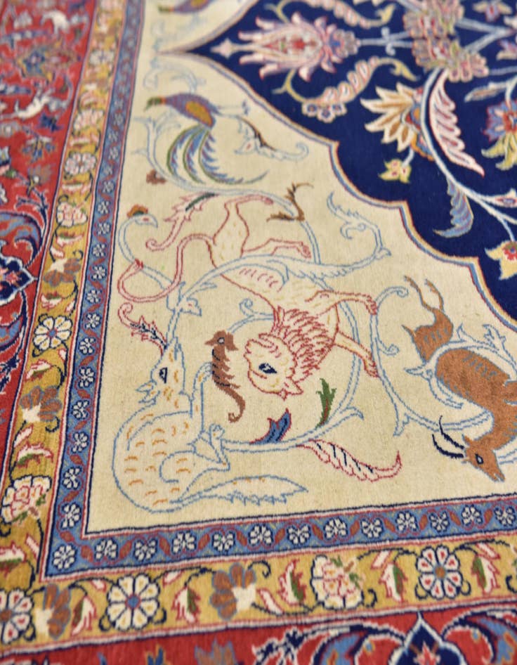 Detail image of  6' 10 x 9' 6  Hand Knotted Kashan Persian Rug