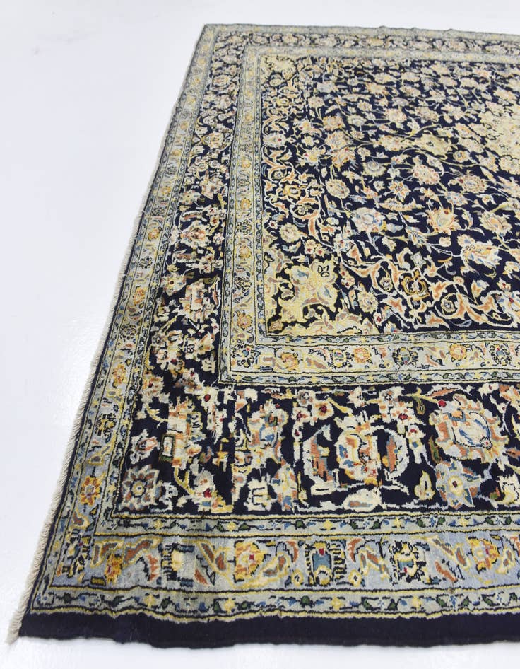 Detail image of  8' 9 x 12' 5  Hand Knotted Kashan Persian Wool Rug