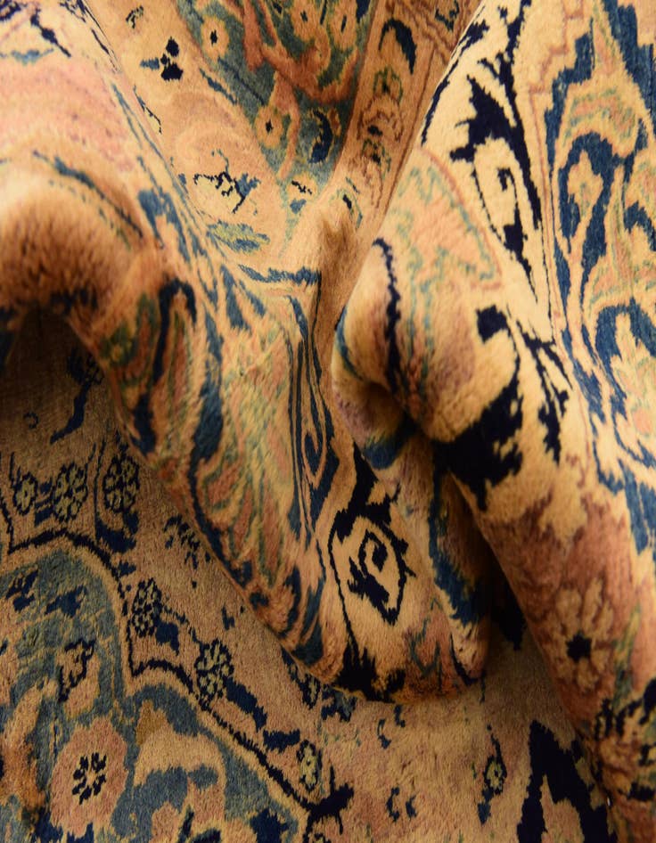 Detail image of  9' 10 x 12' 8  Hand Knotted Kashmar Persian Wool Rug