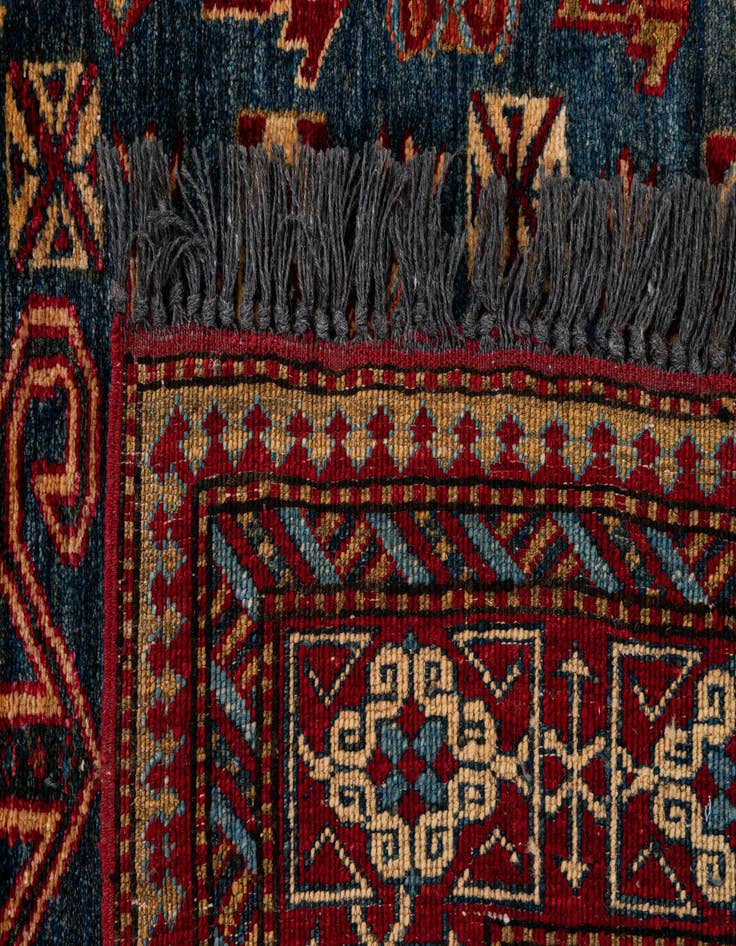Detail image of  3' 1 x 5' 1  Hand Knotted Kazak Wool Rug