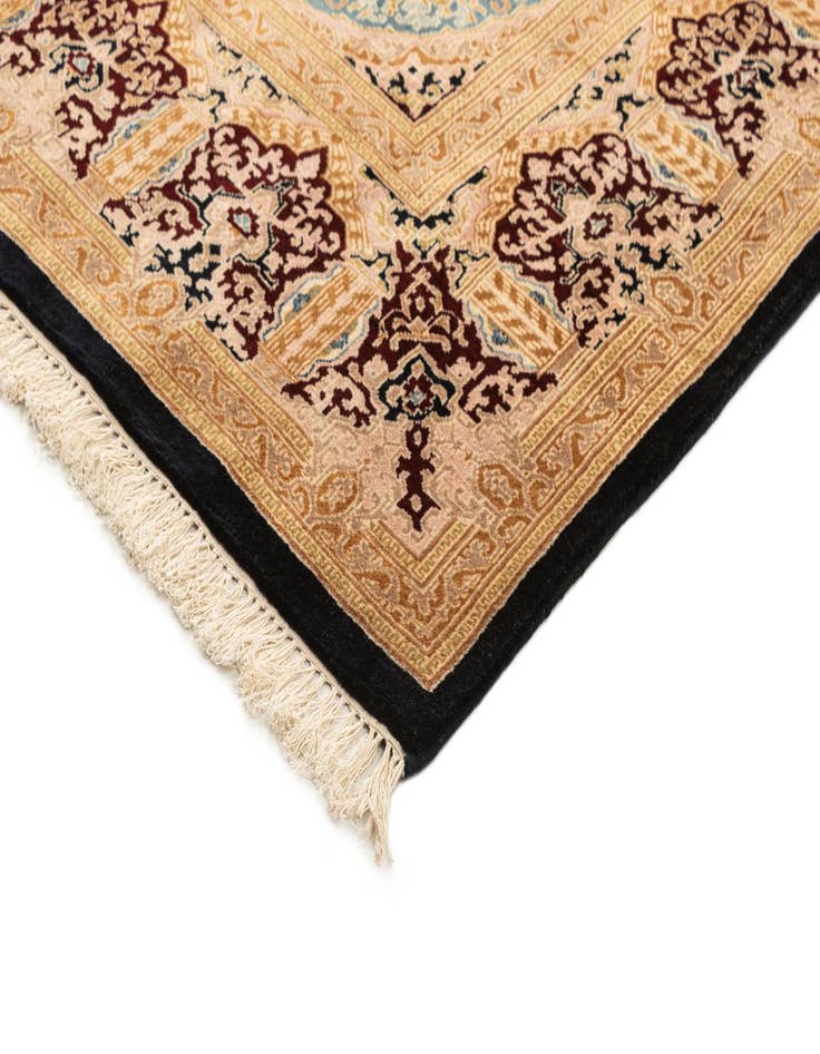 Detail image of  8' x 11' 5  Hand Knotted Kerman Wool Rug