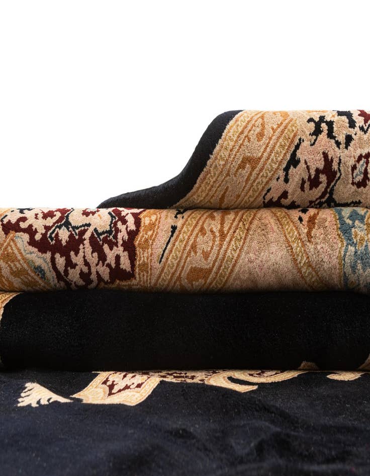 Detail image of  8' x 11' 5  Hand Knotted Kerman Wool Rug