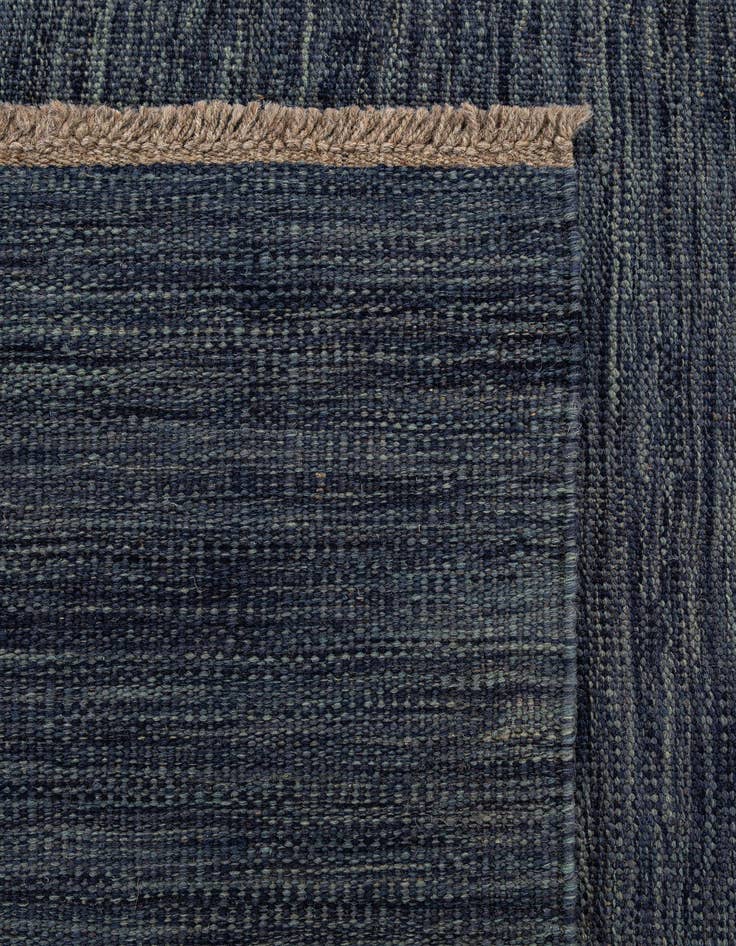 Detail image of  4' 3 x 6' 2  Hand Woven Kilim Modern Wool Rug