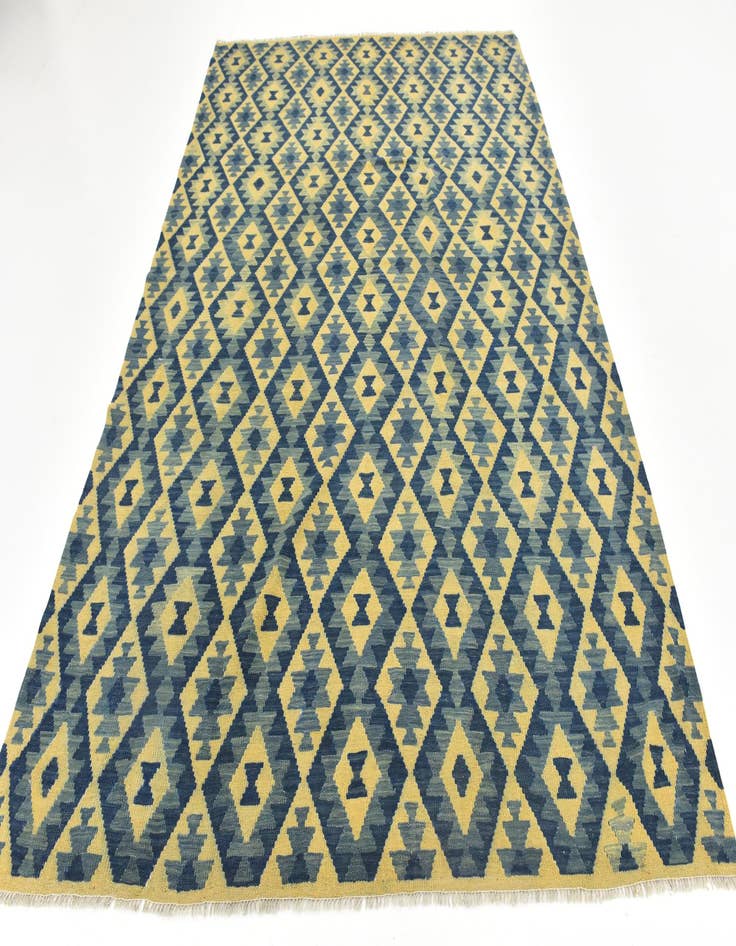 Detail image of  6' 7 x 9' 6  Hand Woven Kilim Modern Wool Rug