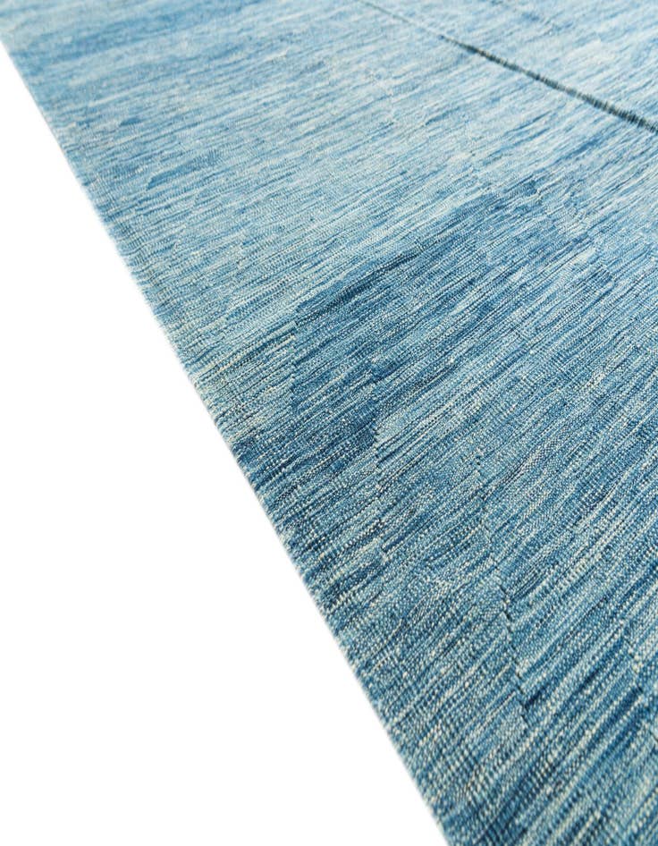 Detail image of  6' 8 x 9' 9  Hand Woven Kilim Modern Wool Rug