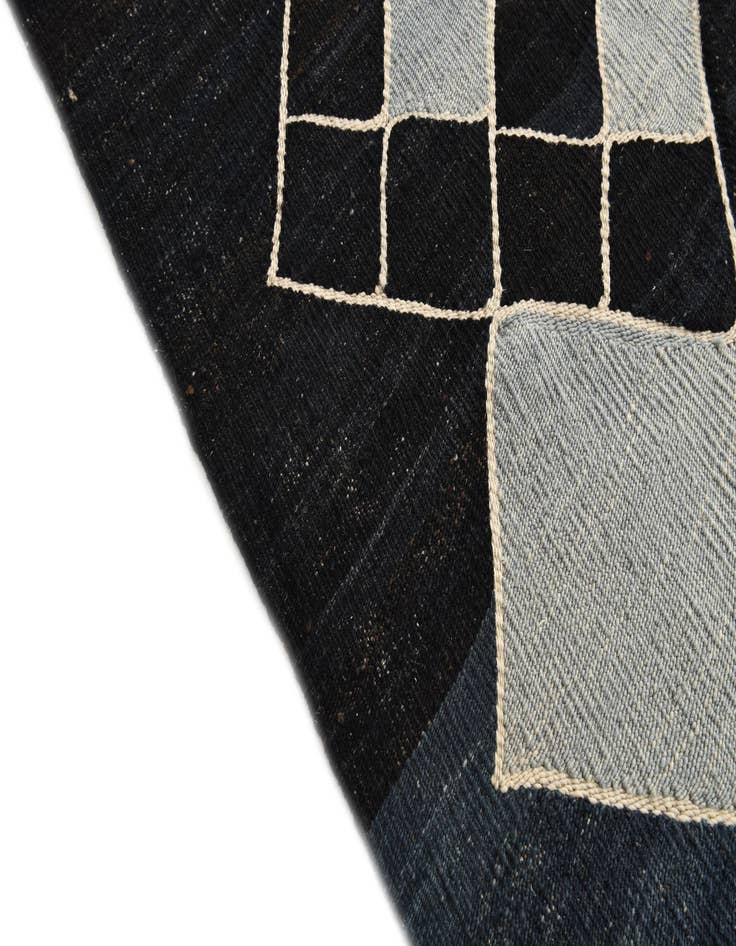 Detail image of  7' x 9' 8  Hand Woven Kilim Modern Wool Rug