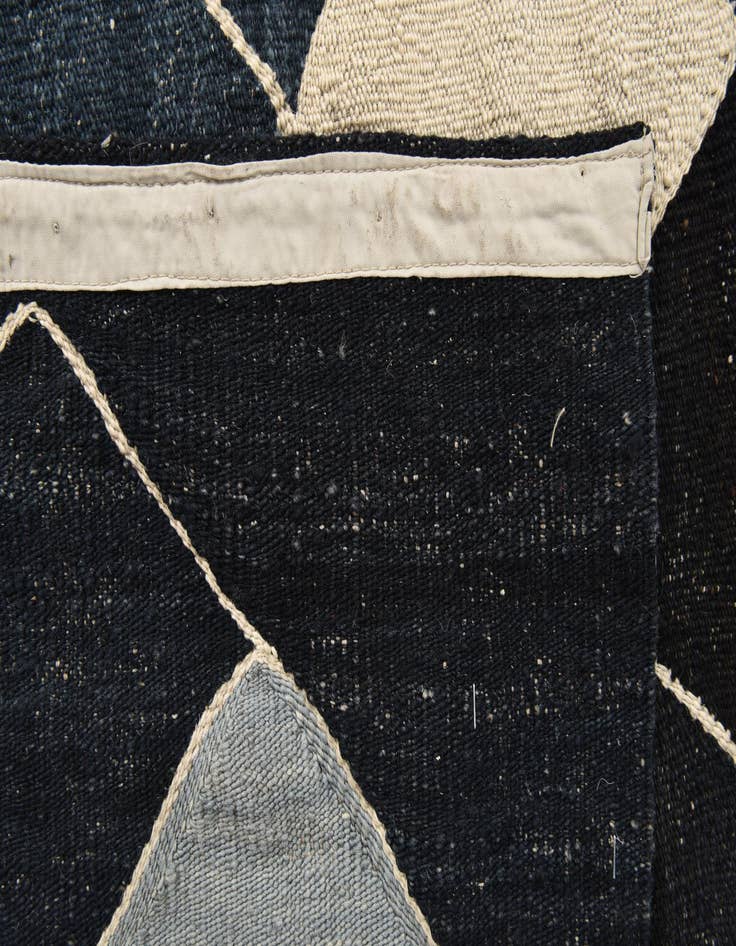 Detail image of  7' x 9' 8  Hand Woven Kilim Modern Wool Rug