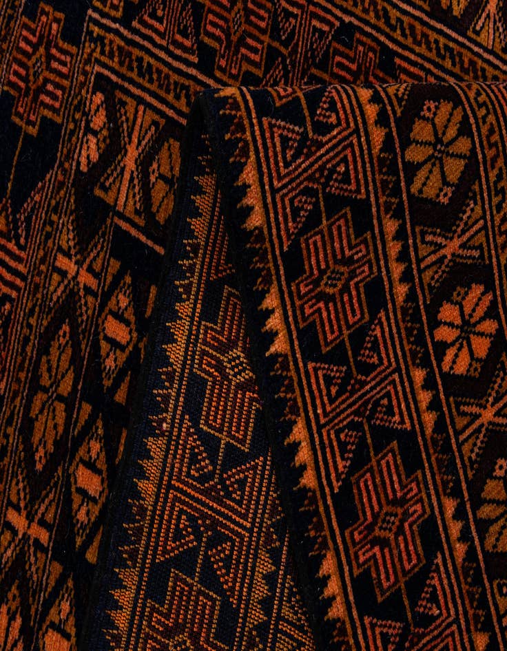 Detail image of  3' 7 x 6' 8  Hand Knotted Lahour Oriental Wool Rug