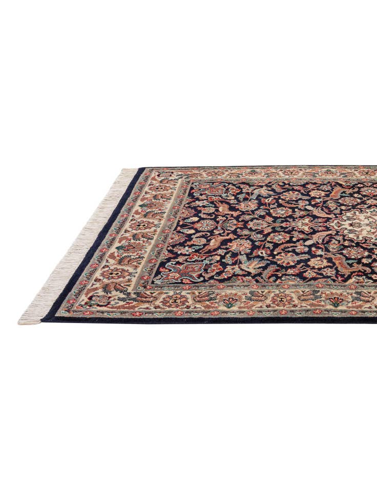 Detail image of  4' 2 x 6' 7  Hand Knotted Lahour Wool Rug