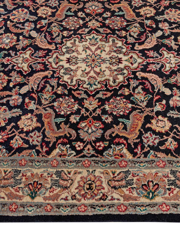Detail image of  4' 2 x 6' 7  Hand Knotted Lahour Wool Rug