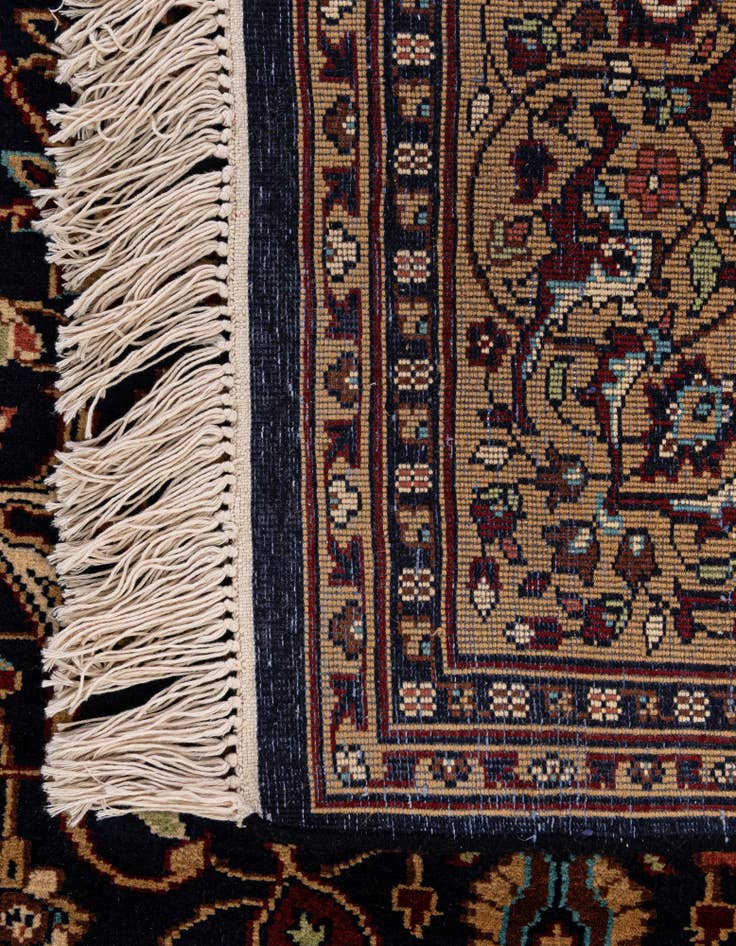 Detail image of  6' 1 x 9' 5  Hand Knotted Lahour Wool Rug