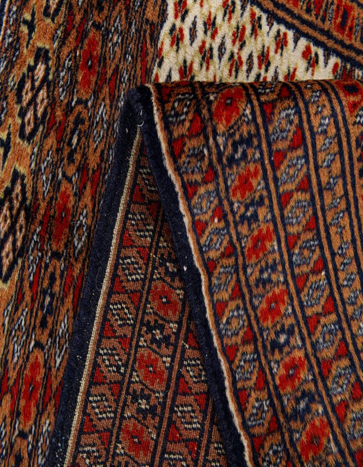 Detail image of  2' 1 x 2' 11  Hand Knotted Lahour Oriental Wool Rug