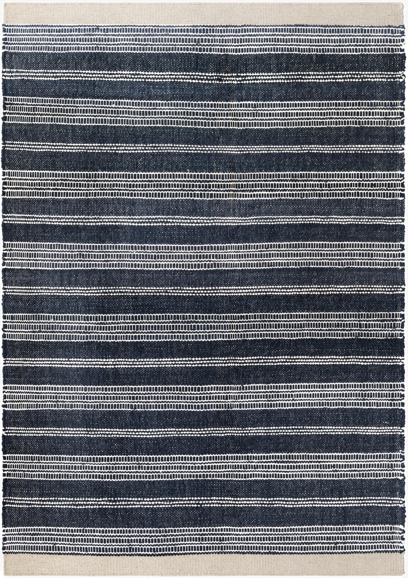  6' 1 x 9'  Hand Woven Lariat Rug