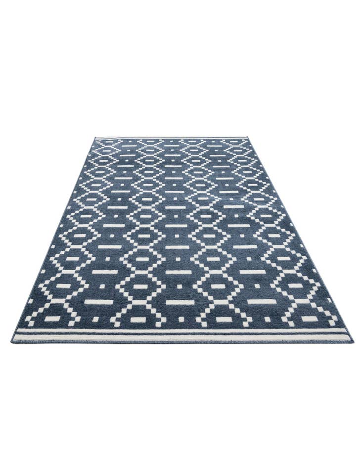 Detail image of  5' 3 x 7' 8 Lattice Rug