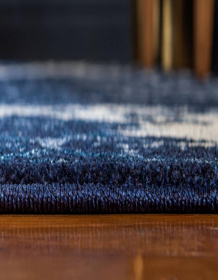 Detail image of 5' x 8' Lattice Rug