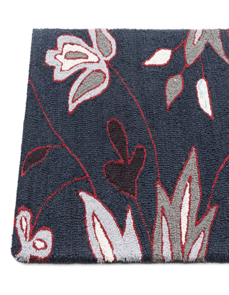 Detail image of  2' x 3' Luna Rug