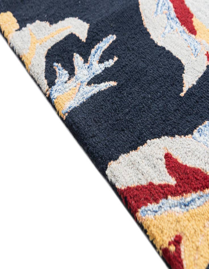 Detail image of  2' x 3' Luna Rug