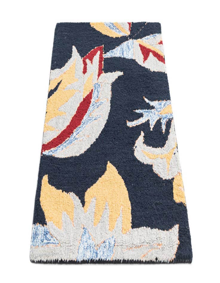 Detail image of  2' 1 x 3' 1 Luna Rug