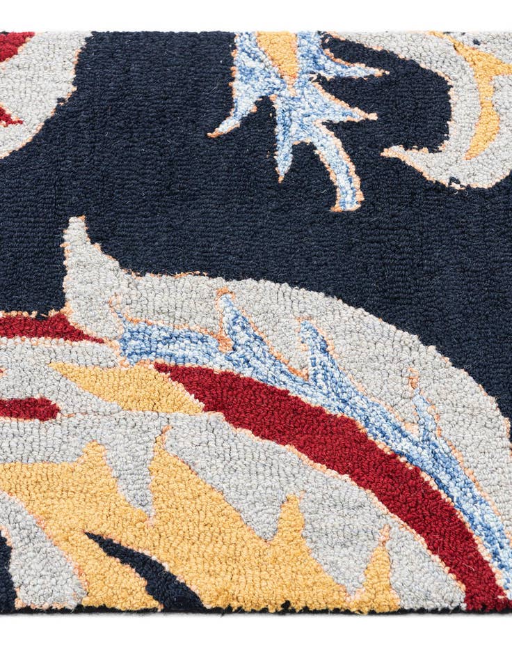 Detail image of  2' 1 x 3' 1 Luna Rug