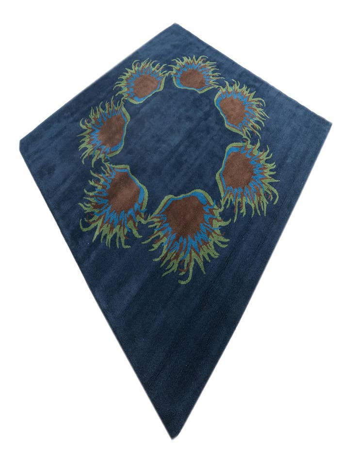 Detail image of  7' 5 x 7' 6 Luna Rug