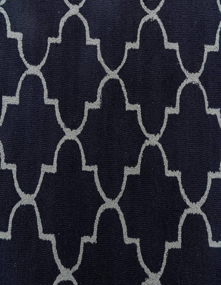 Detail image of  4' x 6' Luna Rug