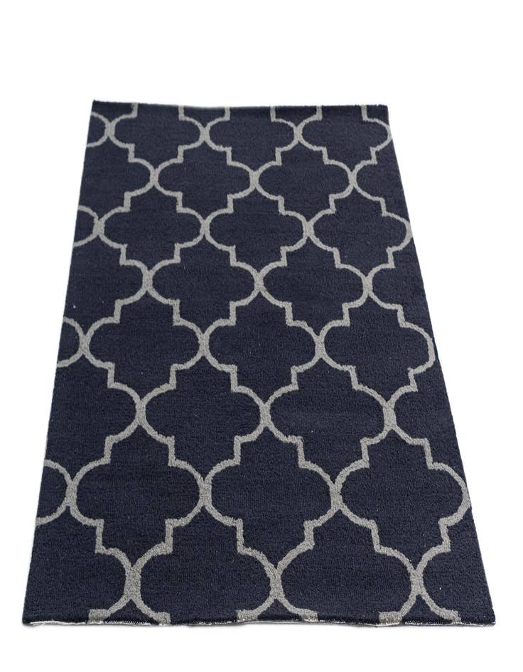 Detail image of  4' x 6' Luna Rug