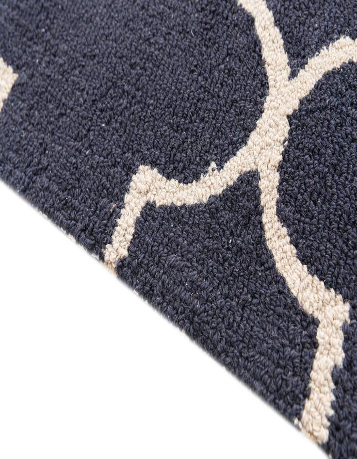 Detail image of  3' x 5' Luna Rug