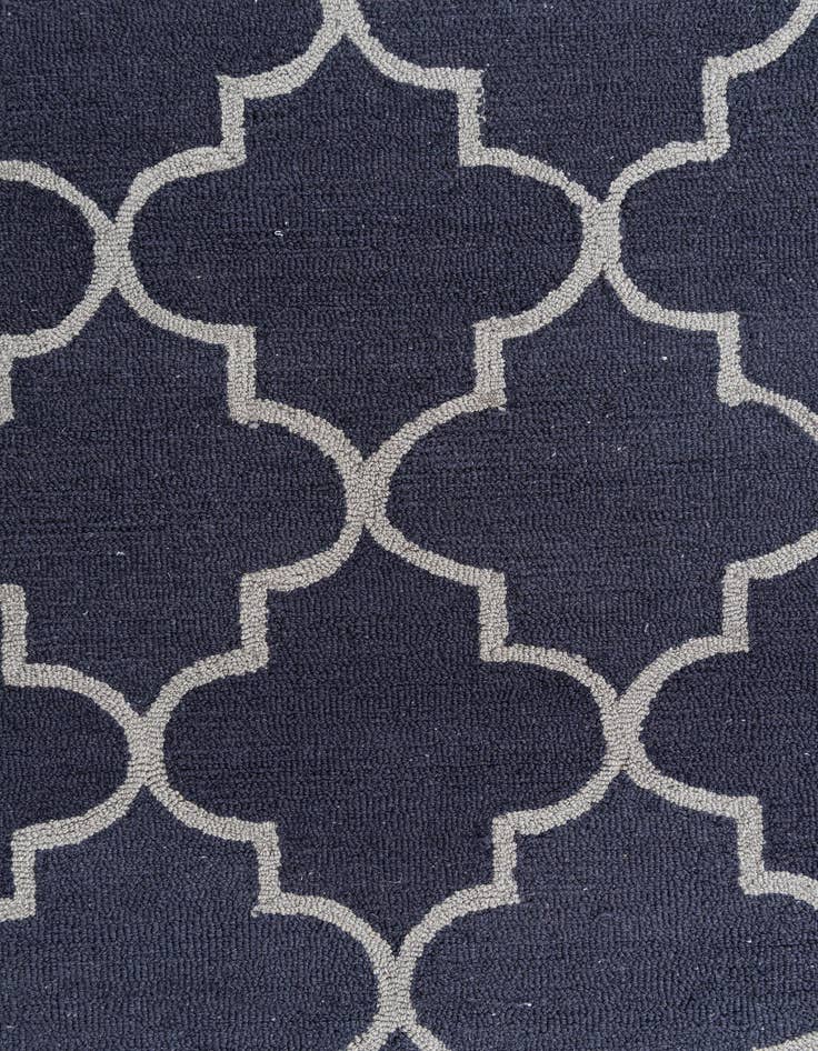 Detail image of  4' x 6' Luna Rug