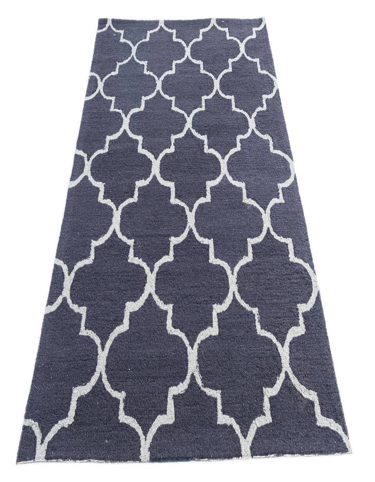 Detail image of  4' x 6' Luna Rug