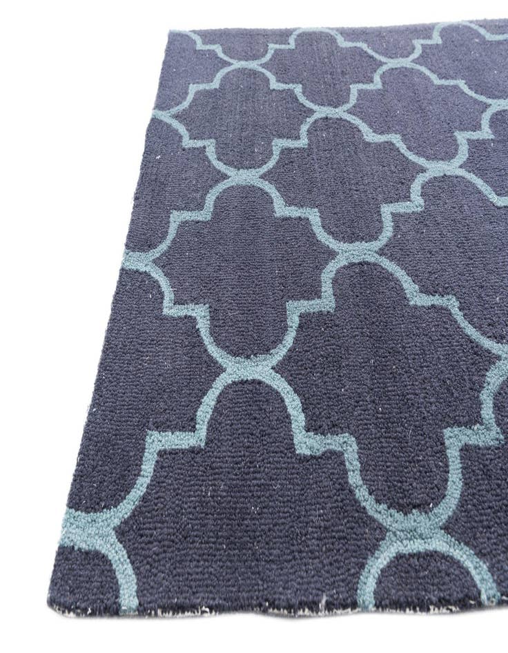 Detail image of  4' x 6' Luna Rug