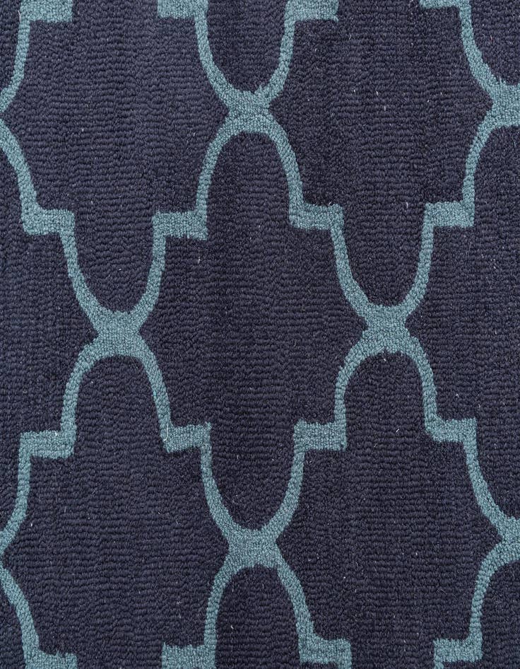 Detail image of  4' x 6' Luna Rug
