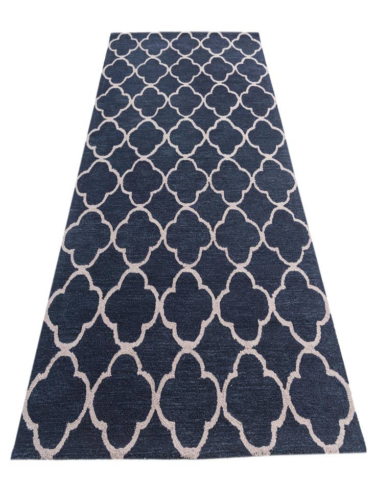 Detail image of  5' 1 x 8' Luna Rug